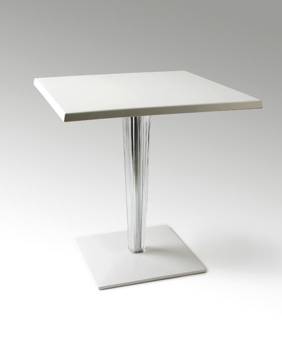 tavolo_kartell_m_4da22e2a4d9ce.jpg